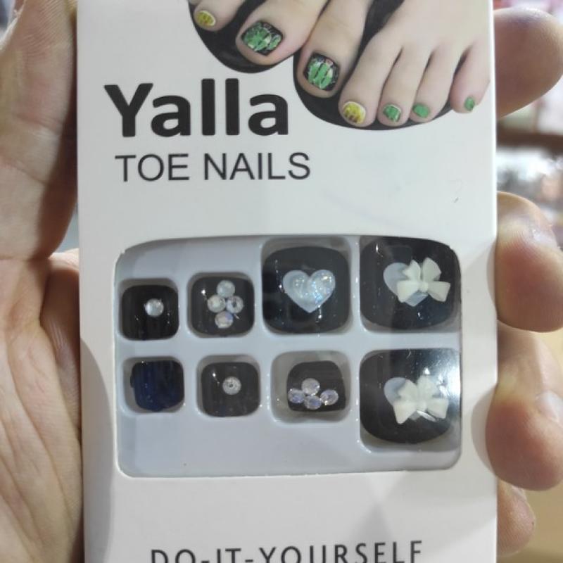 "Yalla" Artificial Toenails