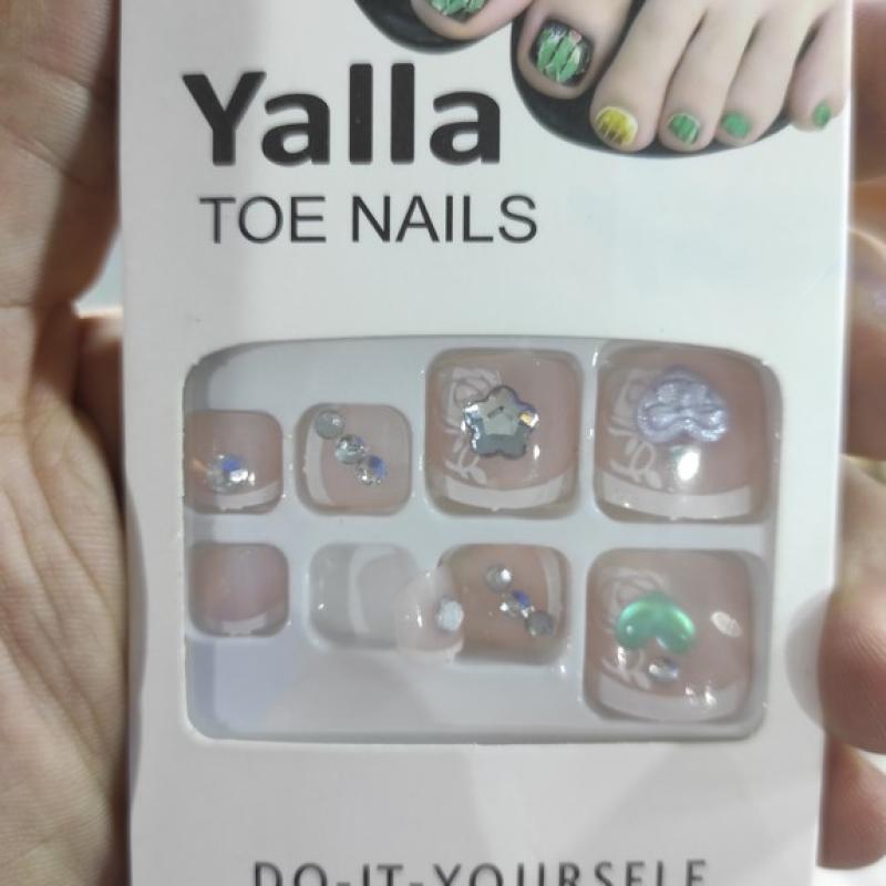 "Yalla" Artificial Toenails